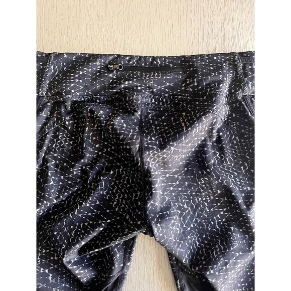 Lululemon Black Leggings - Size 10 - Brand New - Picture 8 of 10